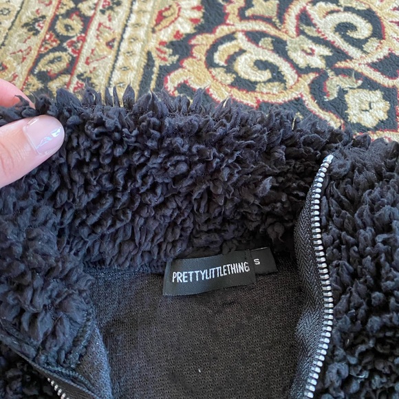 Cropped teddy style sweater - Picture 3 of 3